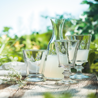 Clear Bee Wine Glasses